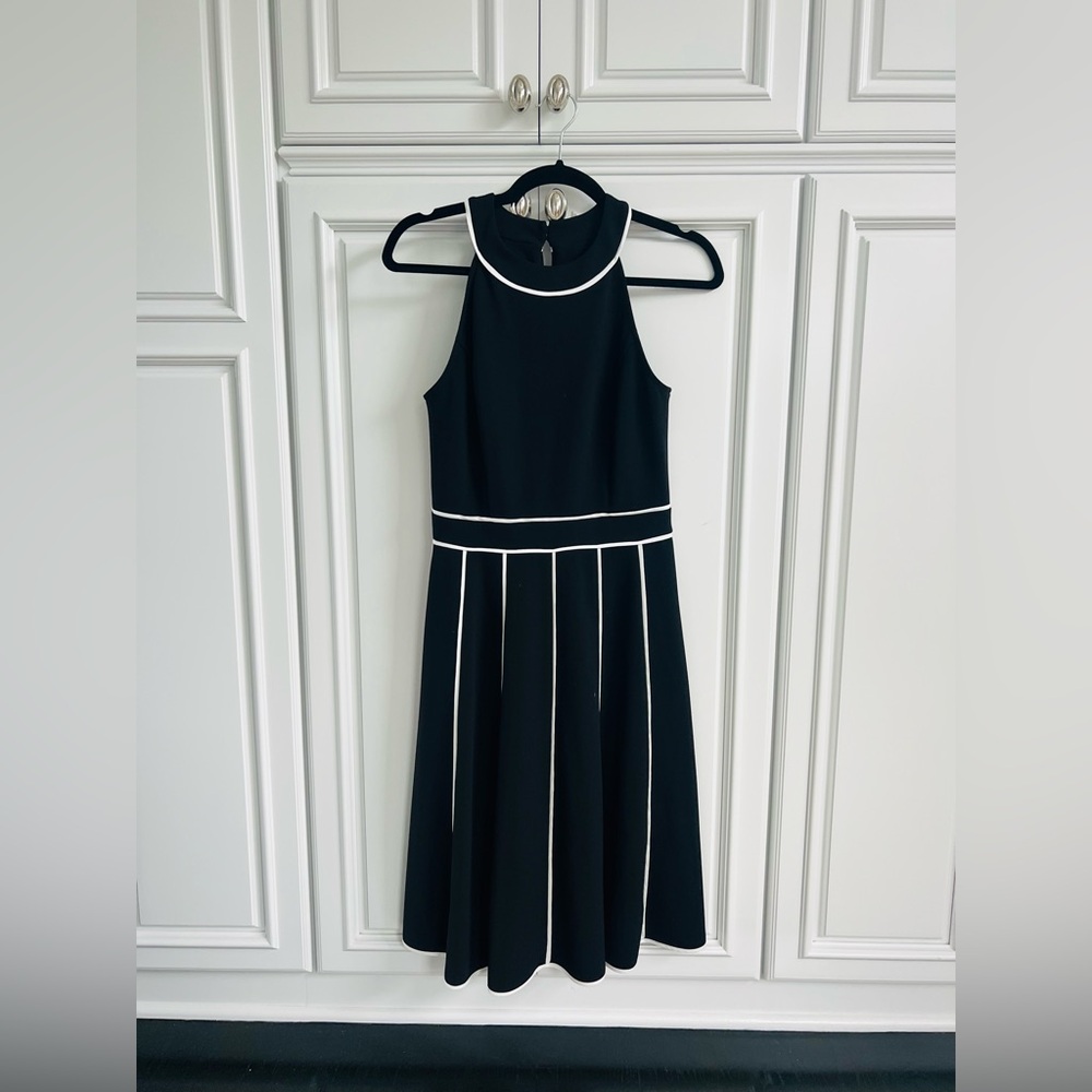 Tommy Hilfiger | Fit & Flare | Size: XS | Black & White